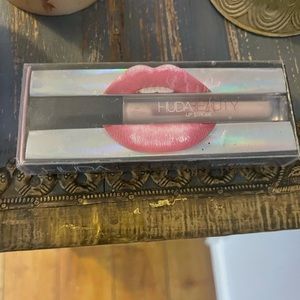 Huda lipstick